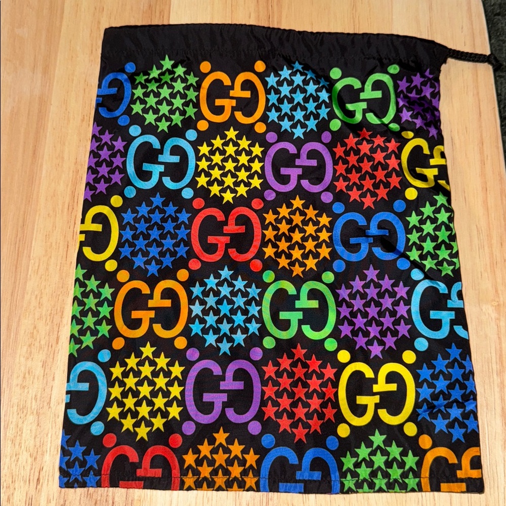 Gucci Psychedelic Rainbow Star Pattern Toiletry B… - image 5